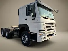 HOWO 371 6x4 Tractor Head – Front three-quarter view