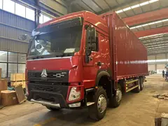 Real photo · HOWO 8x4 ACE cab box truck, current vehicle photo