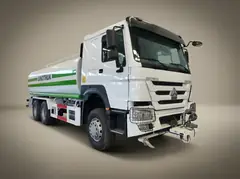 HOWO 6x4 Water Bowser and Sprinkler Truck (20,000 L) – Front three-quarter view